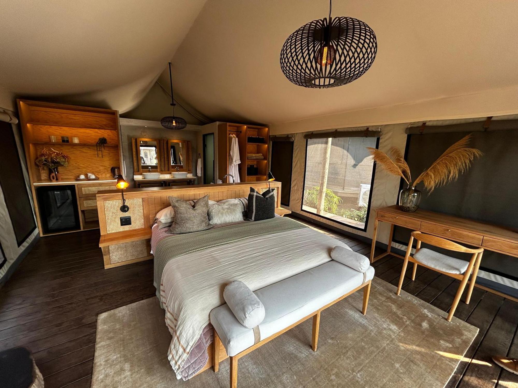 Addo Elephant Safari Lodge - Bellevue Forest Reserve Paterson Exterior photo